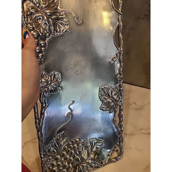 Arthur Court 2002 19" Oblong Serving Tray Vines & Grape Grapevine Footed GUC - Picture 11 of 11